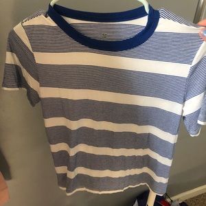 blue and white American eagle cropped tee